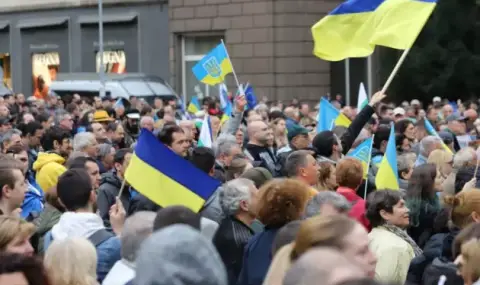 Шествие в подкрепа на Украйна се проведе в Пловдив, Варна, Бургас и София