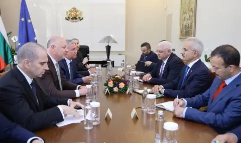  Желязков и турският министър на транспорта обсъдиха транспортните връзки  - 1