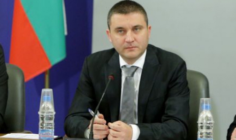Горанов готов да отстъпи за размера на минималната заплата - 1