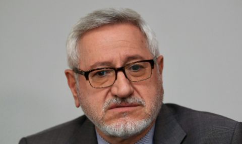 Проф. Ангел Димитров: Пропагандната машина на Скопие няма почивен ден - 1