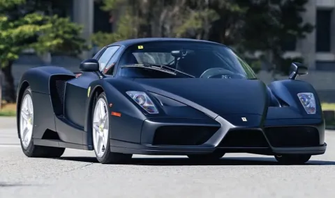 В света има само едно матово черно Ferrari Enzo и сега можете да си го купите - 1