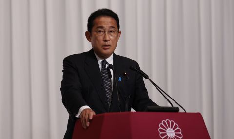 Фумио Кишида обеща бързи действия за конституционна реформа  - 1