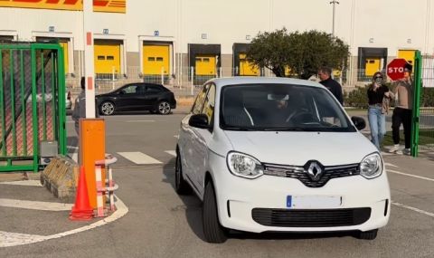 Пике подкара Renault Twingo - 1