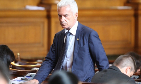 Сидеров вика премиера в парламента за АЕЦ „Белене“ - 1