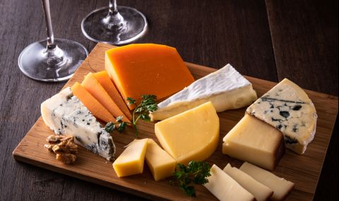 Страничните ефекти от яденето на твърде много сирене - 1