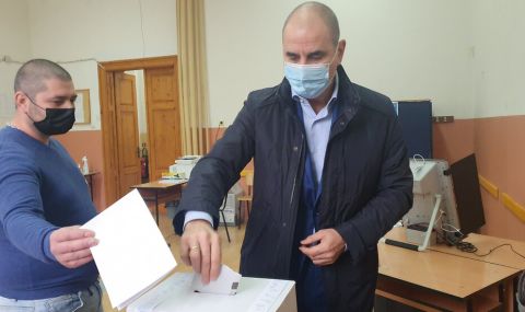 Цветанов: Политиците трябва да работят за доверието в избирателната система - 1