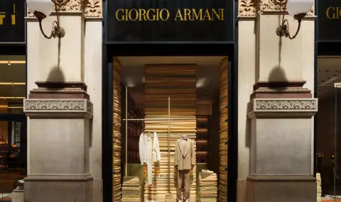 Армани към наследниците: Продайте компанията - 1