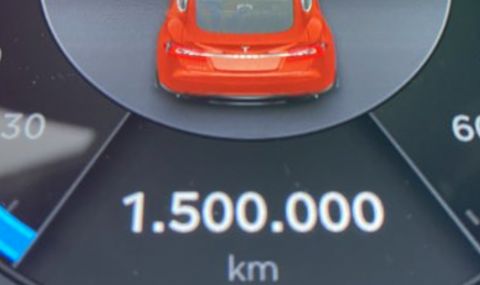 Собственик на Tesla се похвали с 1.5 милиона изминати километра - 1