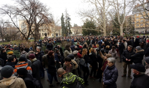 Стотици артисти протестираха срещу избора на Слави Бинев - 1