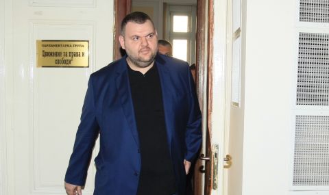 Финансовият министър е назначил допълнителни проверки на Делян Пеевски  - 1