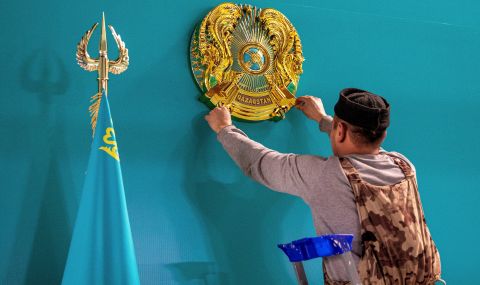 "От кандидатите за президент познавам единствено Токаев": Казахстан гласува за президент - 1