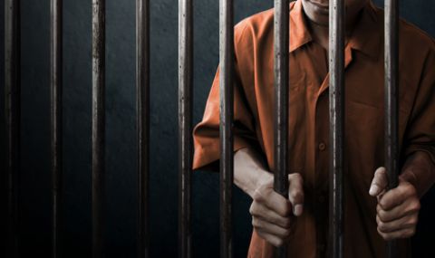 12-годишна присъда за избягал затворник, отвлякъл жена - 1