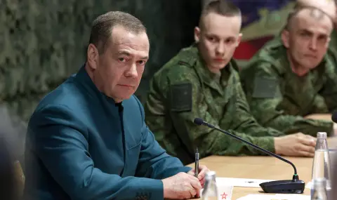Медведев отправи иронично послание към Запада след успешния тест на ракетата „Сармат“ - 1