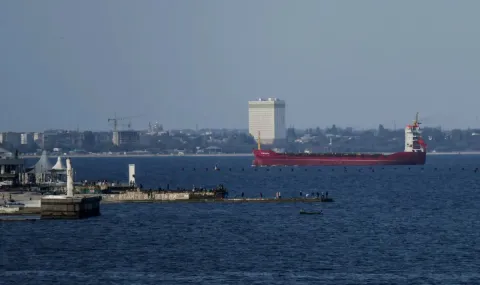 Сигурността в Черно море! Турция предлага отделни маршрути за руските и украинските кораби - 1