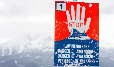 Трима скиори загинаха при лавина в Австрийските Алпи - 1