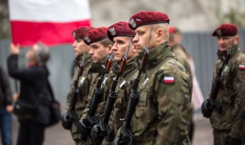 "Всичко върви по план": Полша ще удвои числеността на армията си - 1