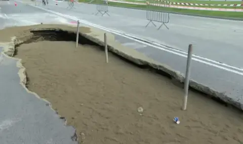 Месец след пропадане в локалното на "Цариградско" – кратерът все още е там - 1