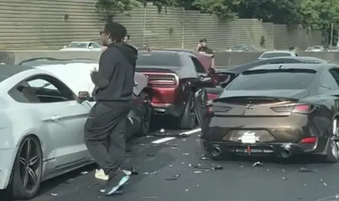 8 expensive sports cars crash in highway  - 1