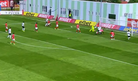 Официално: Хебър изпадна от efbet Лига, а ЦСКА 1948 ще трепери - 1