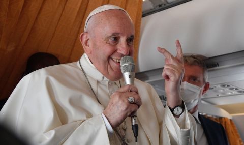 Папата: Църквата няма да благослови еднополовите бракове - 1