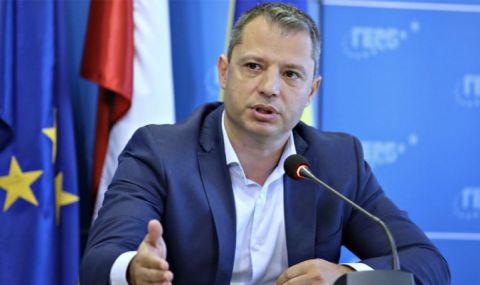 Делян Добрев: Правителство с първия мандат не се задава - 1