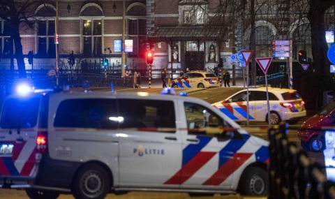 Мъж уби двама в ресторант в Нидерландия - 1