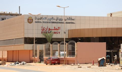 Двама убити при стрелба по консулството на САЩ в Джеда - 1