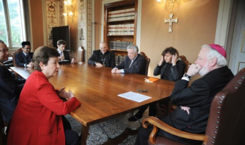 Форум на Ватикана обсъжда бежанската криза - 1