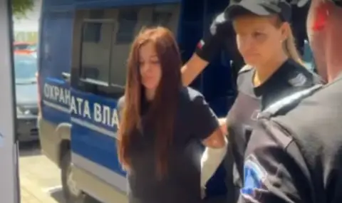 Жената, шофирала блъснатата от Дебора кола: Тя беше пияна. След това започна да се бие с полицията - 1