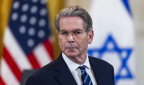 Спешно обаждане в ефир от Белия дом! Американският министър на финансите прекъсна интервю заради разговор с Доналд Тръмп