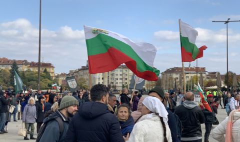 Пореден протест срещу зелените сертификати в София - 1