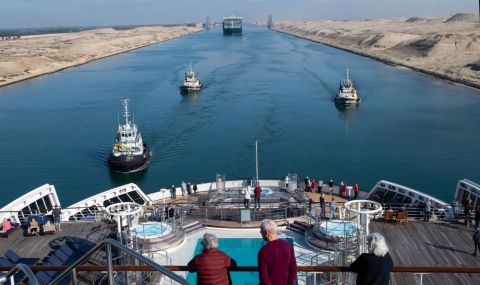Приходите от Суецкия канал достигнаха нов рекорд от 8 милиарда долара - 1
