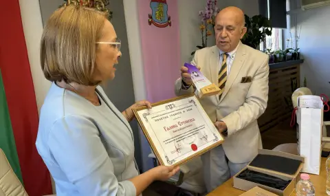 УниБИТ представи свои изследователски проекти в Казанлък - 1