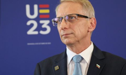 Денков: България привлича инвеститори главно с ниските заплати - 1