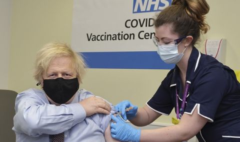 Говори Джонсън: Великобритания не планира въвеждането на задължителна COVID ваксинация - 1