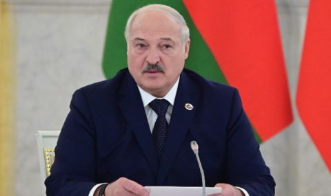 Лукашенко пристигна в Москва за Деня на победата - 1