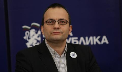 Мартин Димитров: Безумно е да се строят държавни бензиностанции - 1
