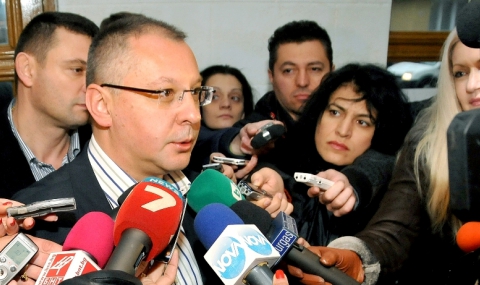 Съдът отложи делото срещу Станишев за 12-и май - 1