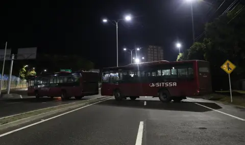 Световните реакции: От възхвала до агресия