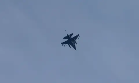 Още един руски изтребител-бомбардировач Су-34 е бил свален в източната част на Украйна - 1