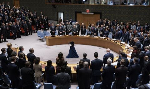 Съветът за сигурност на ООН почете с минута мълчание жертвите на инвазията в Украйна - 1