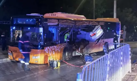 Шофьор с книжка от две седмици е причинилият тежката катастрофата с жертва в София - 1