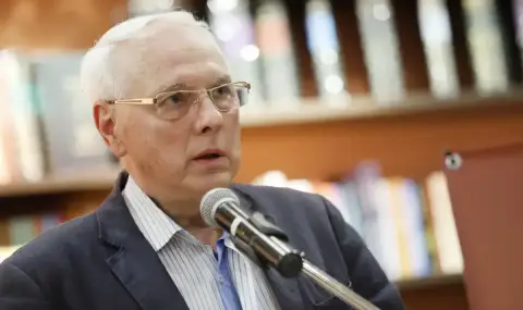 Велизар Енчев пред ФАКТИ: С избора на АПС за третия мандат президентът удари Пеевски