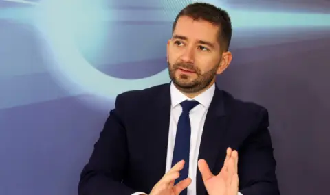 Слави Василев за управляващите: Баницата им се услади, само улицата може да ги бутне - 1
