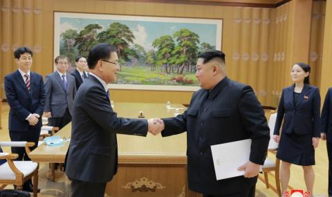Сеул няма да намалява санкциите срещу Пхенян - 1