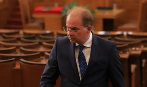 Радомир Чолаков, ГЕРБ-СДС: Промените в Изборния кодекс са юридически фарс и юридически цирк - 1