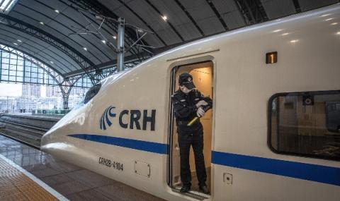 Китай тества влак, развиващ немислима скорост - 1