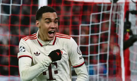 Байерн Мюнхен очаква завръщането на Мусиала, Дейвис и Ито през ноември - 1