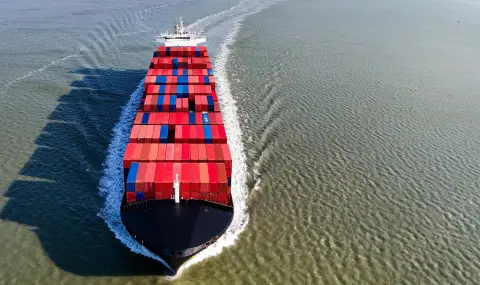 Iran waives transit fees through the Strait of Hormuz for 60 days  - 1