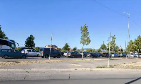 Ремонт на АМ "Хемус" парализира София - 1